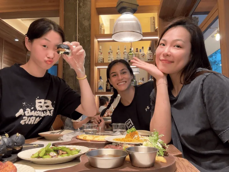 东莞女篮队员迪拉娜照片：百事可乐 小日常生活
